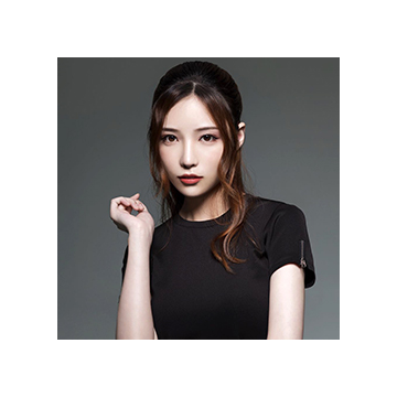 Autographed Trove Carafe 2019 Autographed by Bing 'kiko' Quan